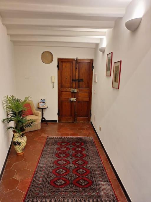 Il Talismano-In Citta -Vicino Al Mare Apartment Savona Exterior photo