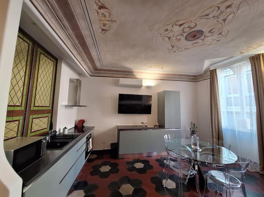 Il Talismano-In Citta -Vicino Al Mare Apartment Savona Exterior photo